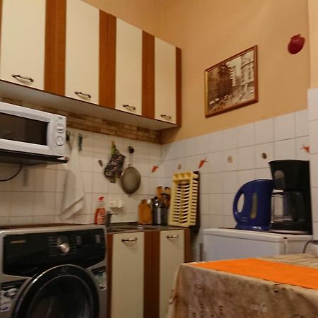 Studio Amzei Boekarest Buitenkant foto