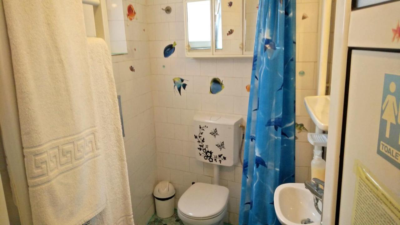 Studio Amzei Boekarest Buitenkant foto